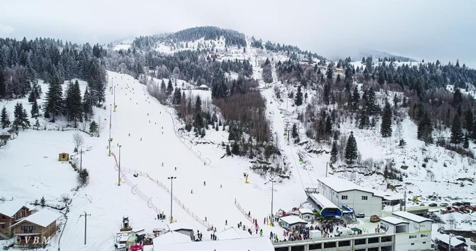 Casa Fantana - La Poalele Muntilor -50 De Metri De Partia Olimpica Villa Statiunea Екстериор снимка